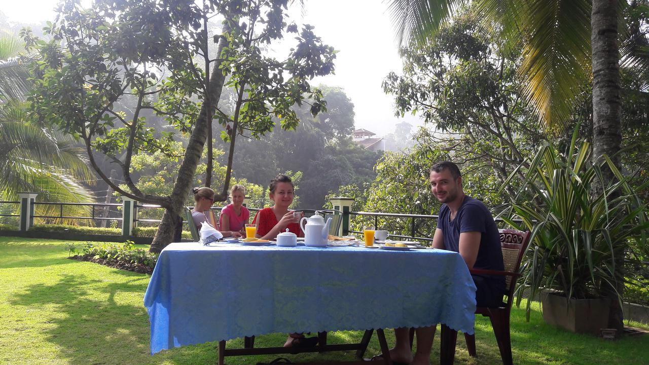 Villa Nuova แคนดี้ ภายนอก รูปภาพ