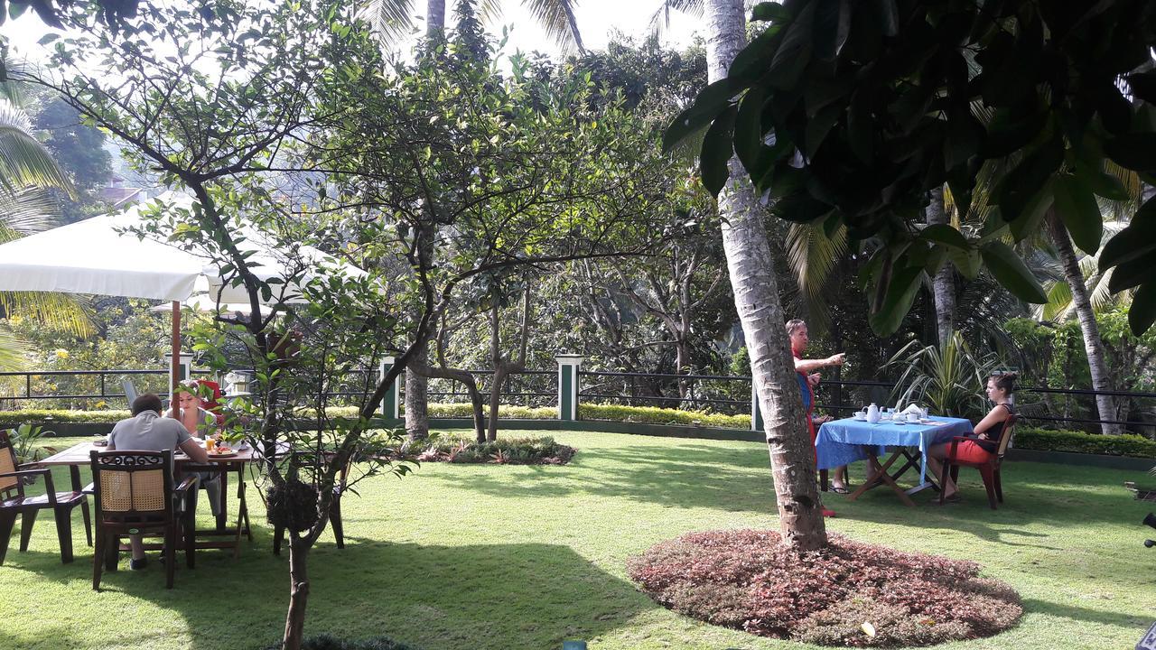 Villa Nuova แคนดี้ ภายนอก รูปภาพ
